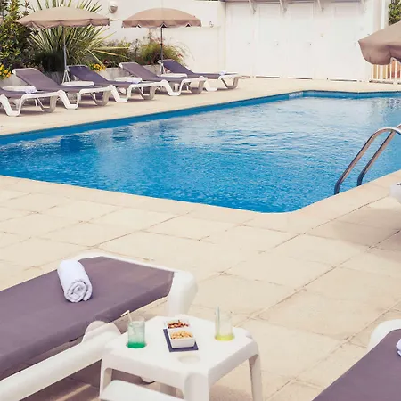 Otel Ibis Styles Cap 3000 Aeroport 3*